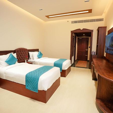 Hotel Blue Castle Thiruvananthapuram Exterior foto