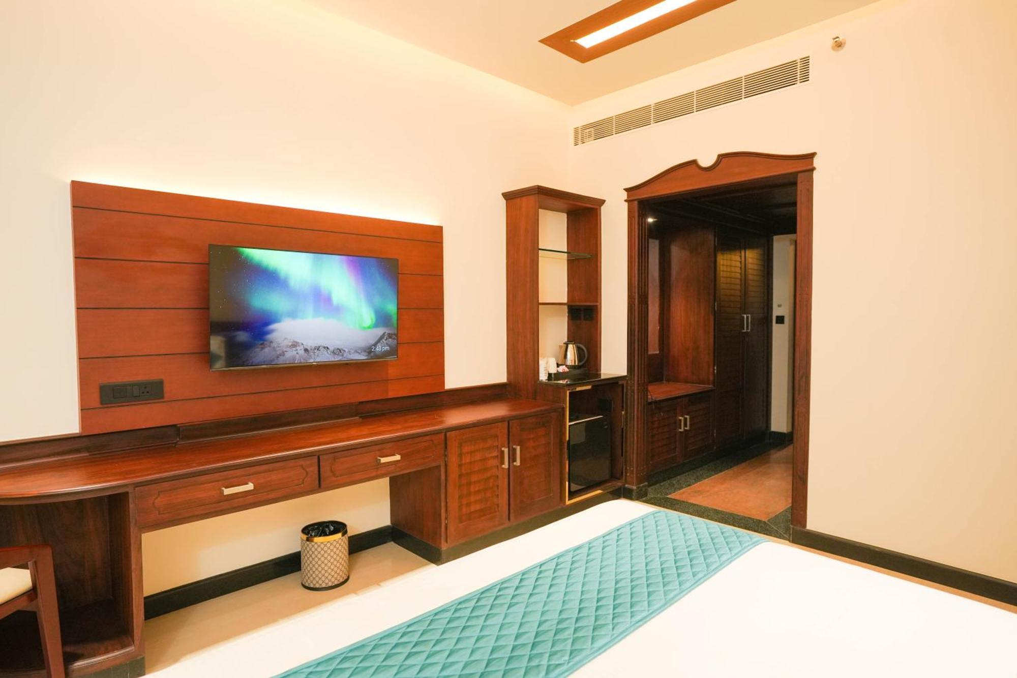 Hotel Blue Castle Thiruvananthapuram Exterior foto
